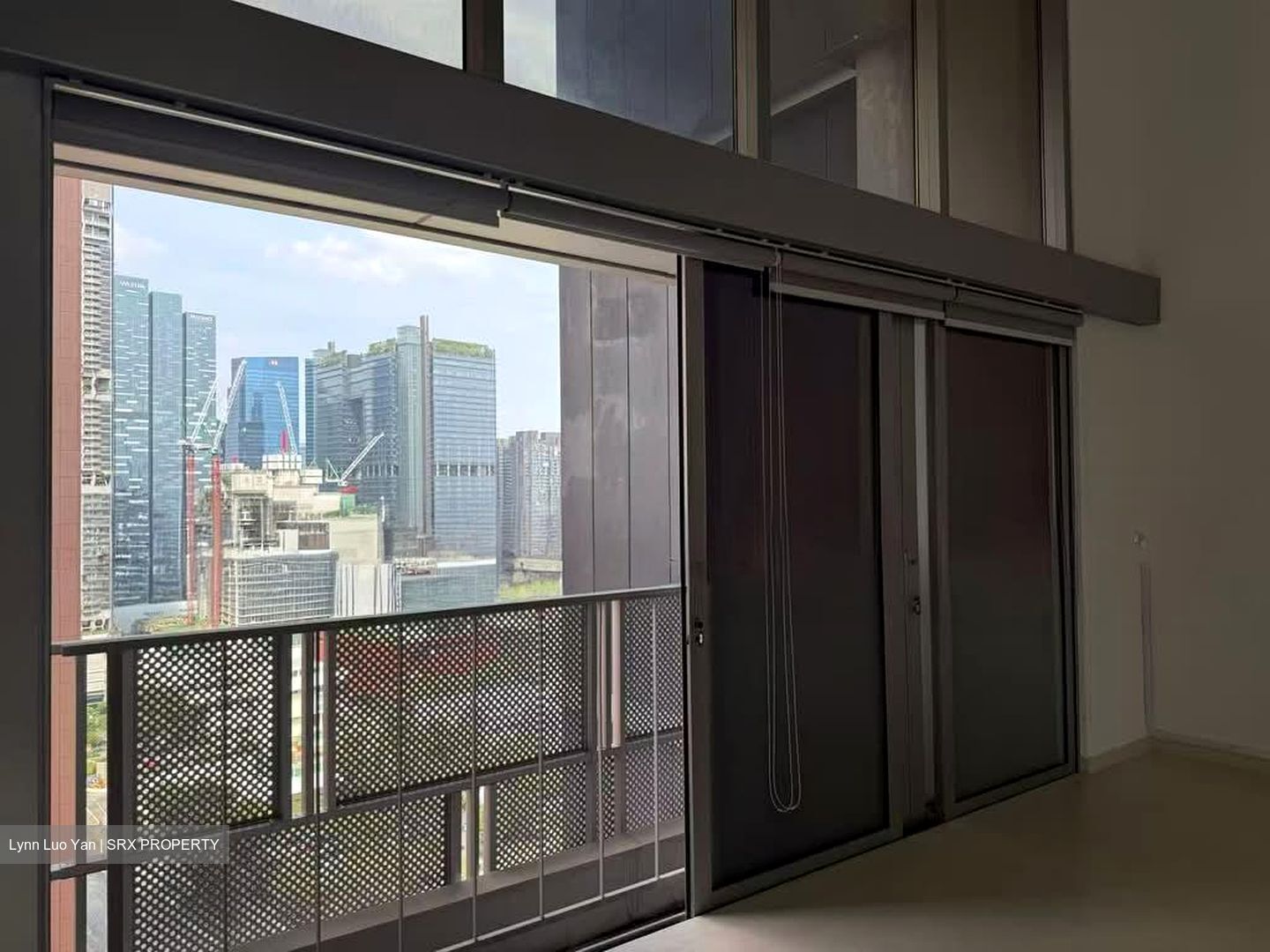 Eon Shenton (D2), Office #612394521
